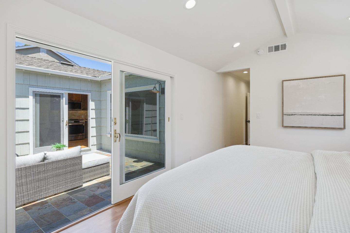 Detail Gallery Image 30 of 78 For 1691 Topeka Ave, San Jose,  CA 95126 - 4 Beds | 3 Baths