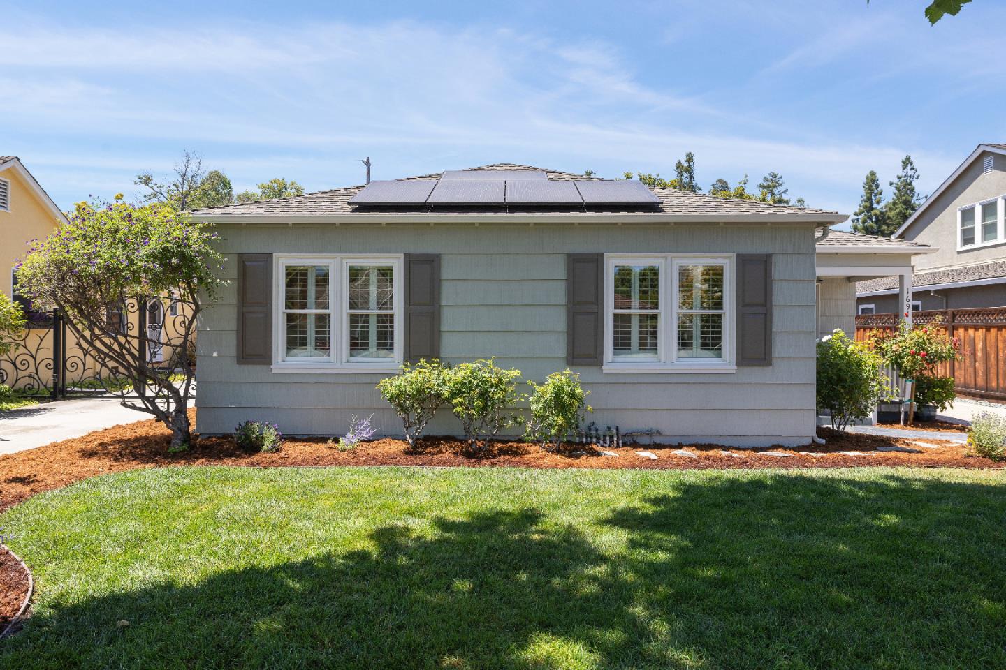 Detail Gallery Image 6 of 78 For 1691 Topeka Ave, San Jose,  CA 95126 - 4 Beds | 3 Baths