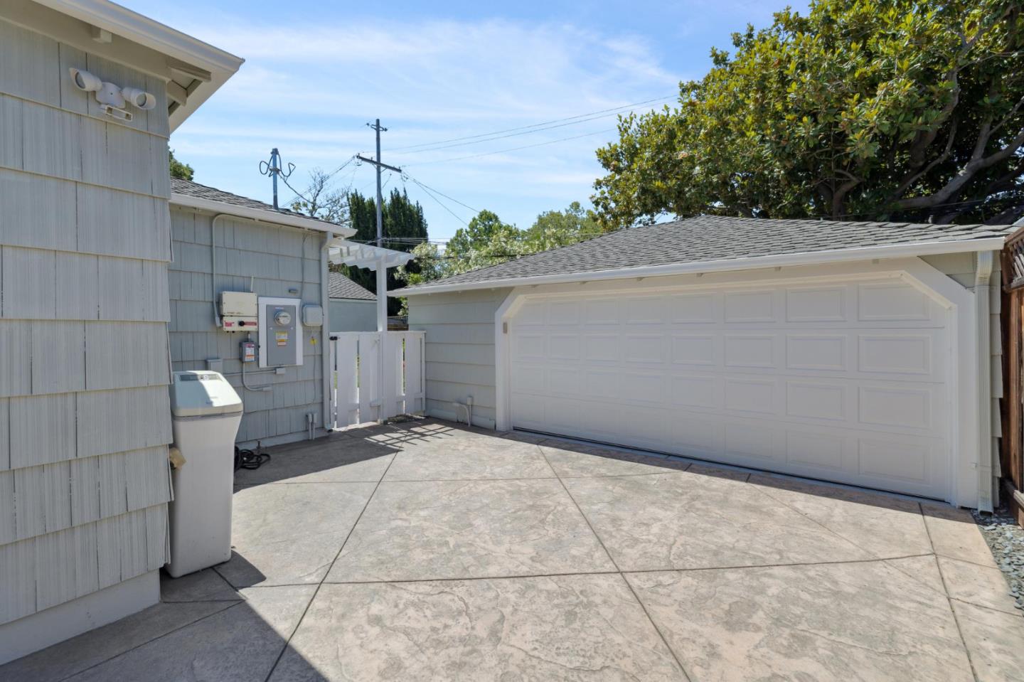 Detail Gallery Image 60 of 78 For 1691 Topeka Ave, San Jose,  CA 95126 - 4 Beds | 3 Baths