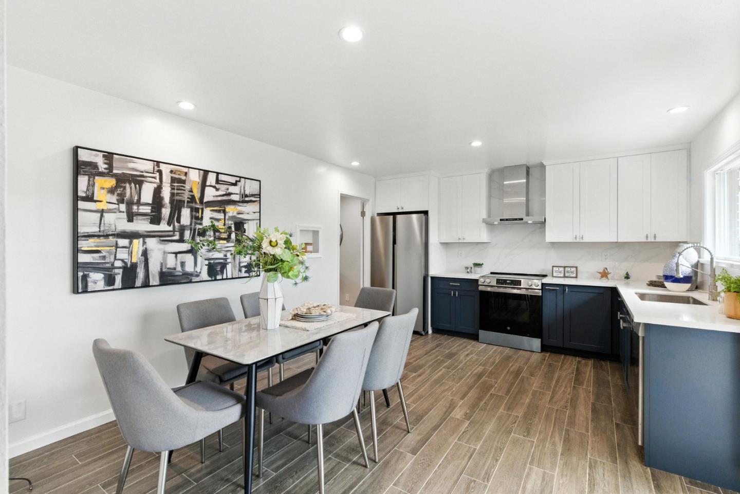 Detail Gallery Image 11 of 37 For 1017 Island Dr, Alameda,  CA 94502 - 3 Beds | 2 Baths
