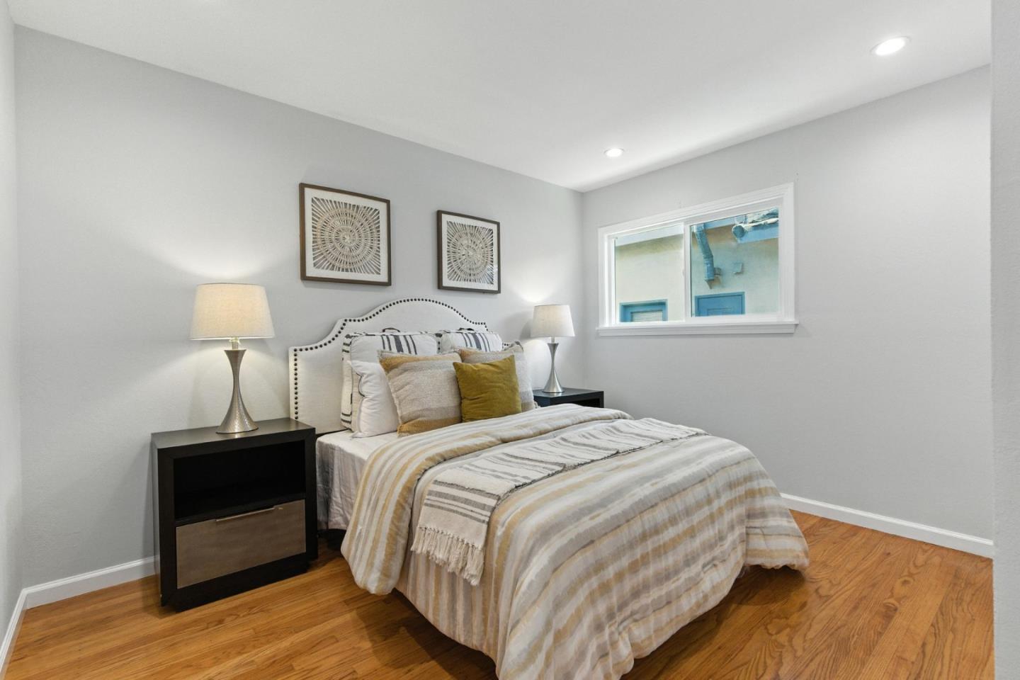 Detail Gallery Image 19 of 37 For 1017 Island Dr, Alameda,  CA 94502 - 3 Beds | 2 Baths