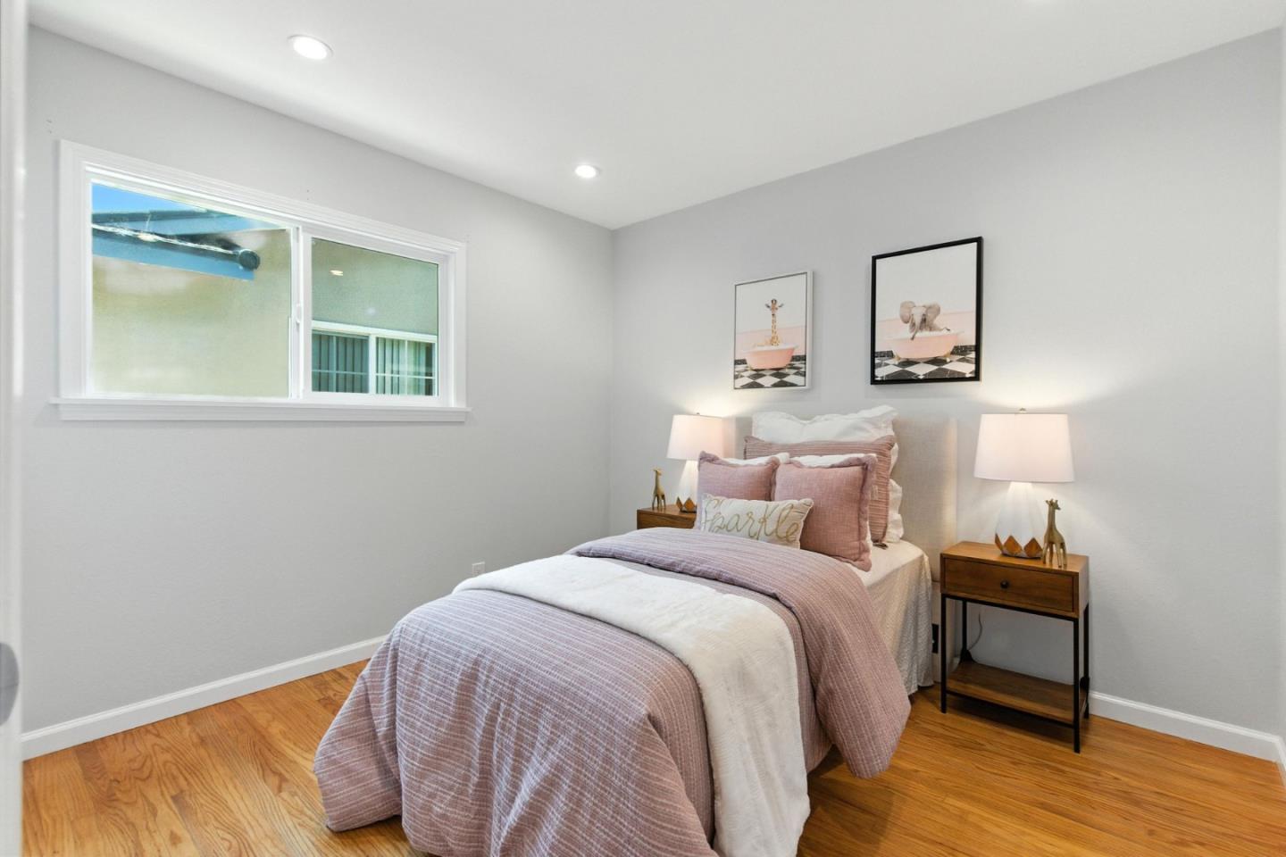 Detail Gallery Image 21 of 37 For 1017 Island Dr, Alameda,  CA 94502 - 3 Beds | 2 Baths