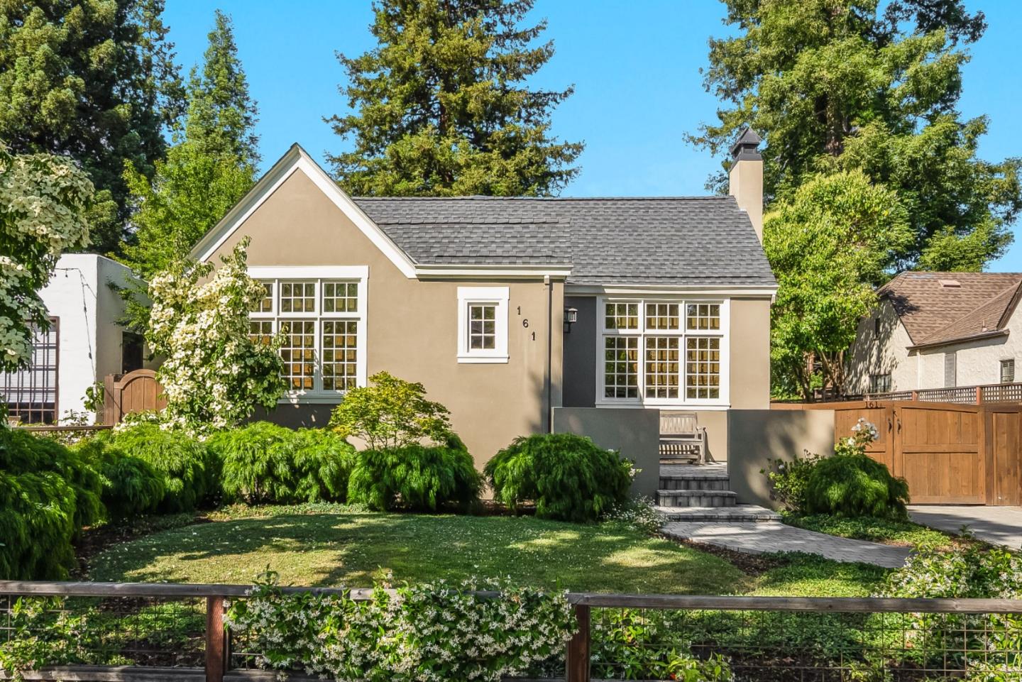 Detail Gallery Image 1 of 19 For 161 Jeter St, Redwood City,  CA 94062 - 5 Beds | 3/1 Baths
