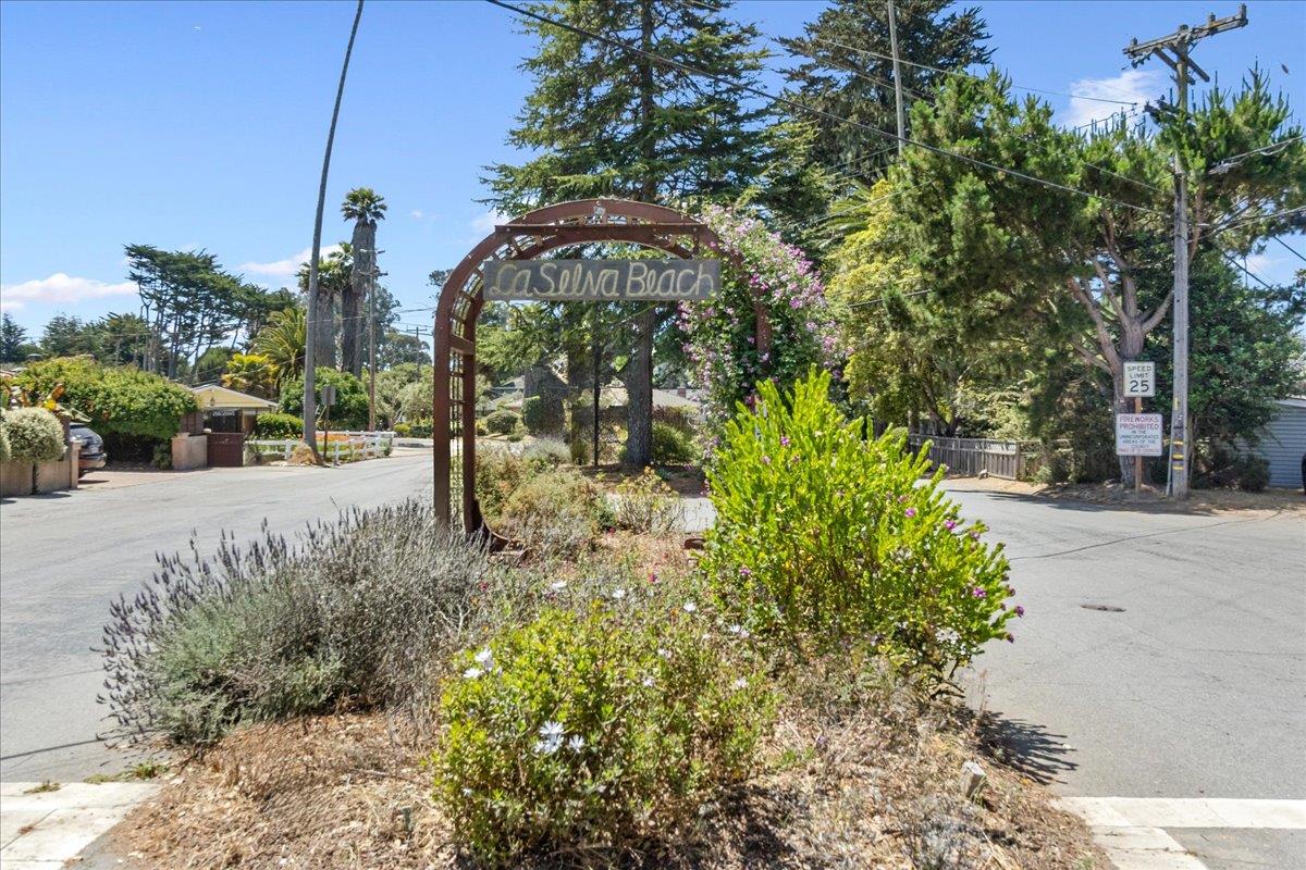 Detail Gallery Image 30 of 36 For 33 Asta Dr, La Selva Beach,  CA 95076 - 2 Beds | 1 Baths