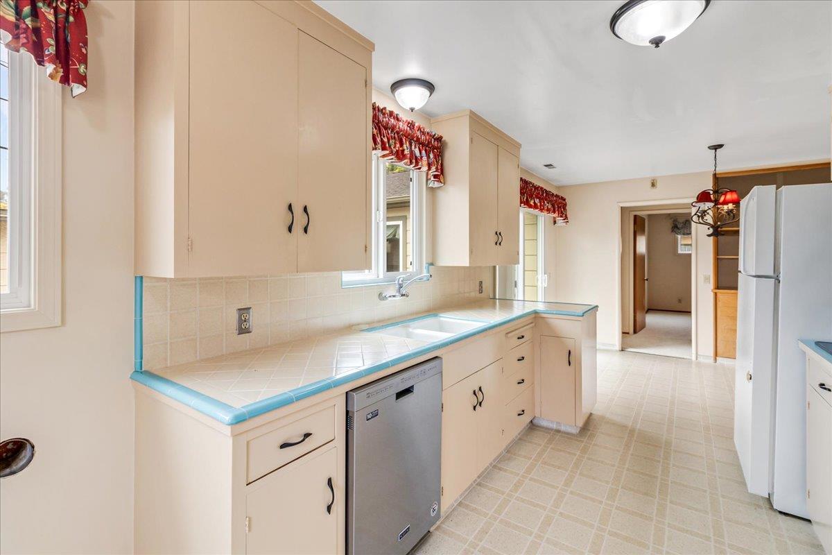 Detail Gallery Image 9 of 36 For 33 Asta Dr, La Selva Beach,  CA 95076 - 2 Beds | 1 Baths