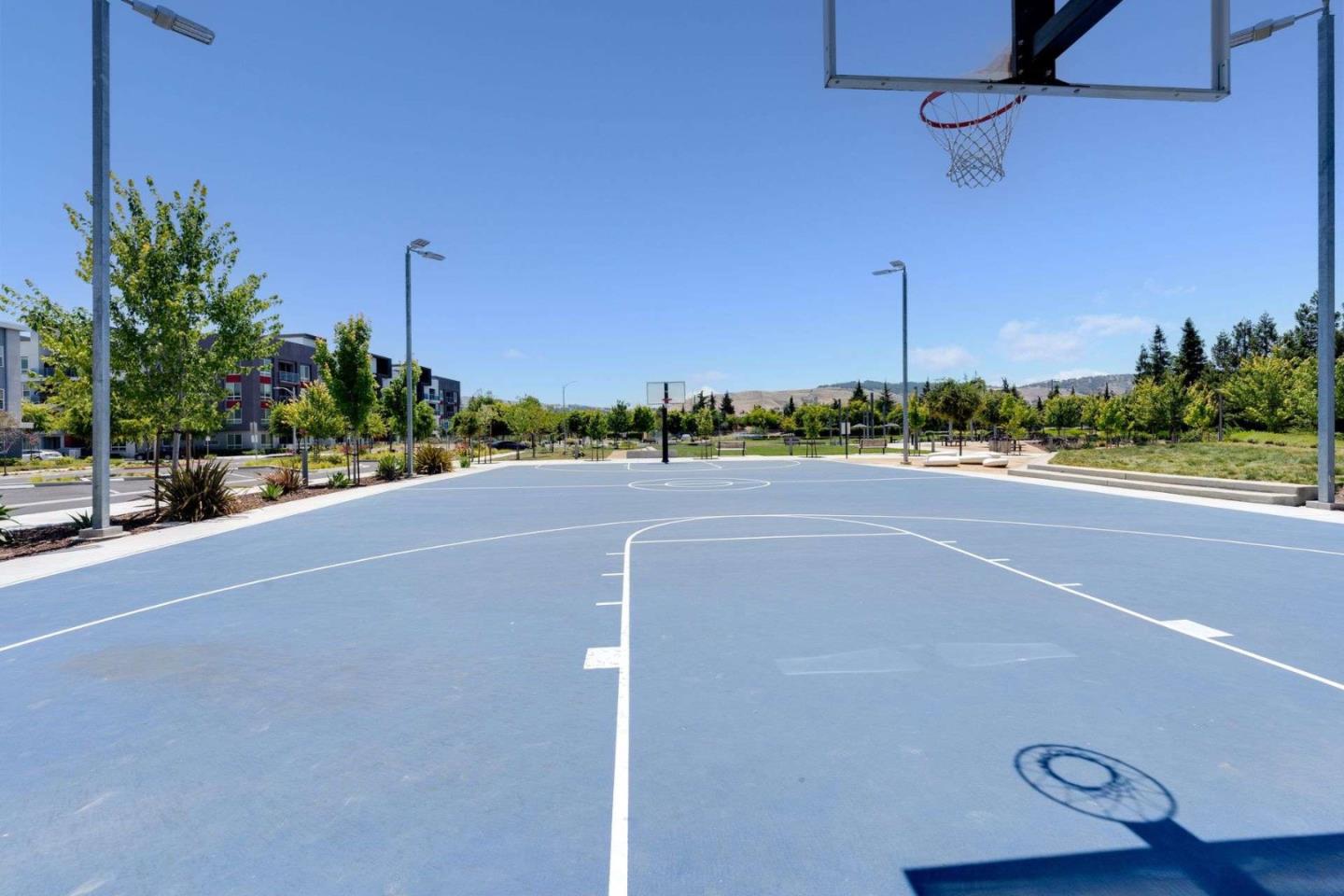 Detail Gallery Image 32 of 36 For 5714 Synergy Ct, San Jose,  CA 95119 - 2 Beds | 2/1 Baths