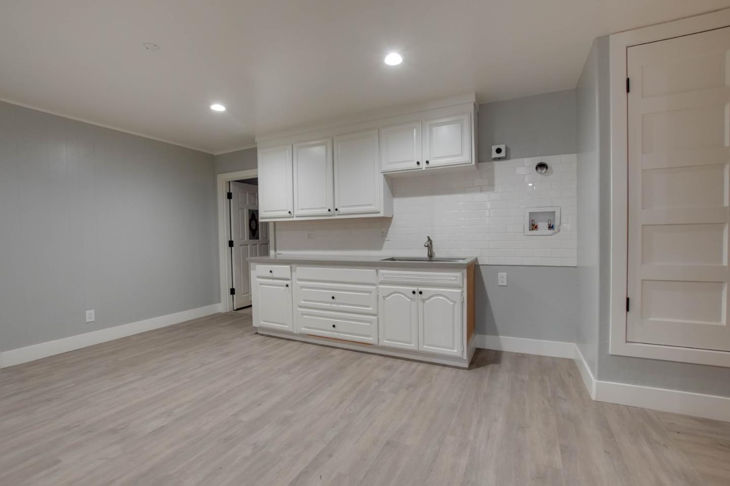 Detail Gallery Image 10 of 43 For 222 5th St #101,  Hollister,  CA 95023 - – Beds | – Baths