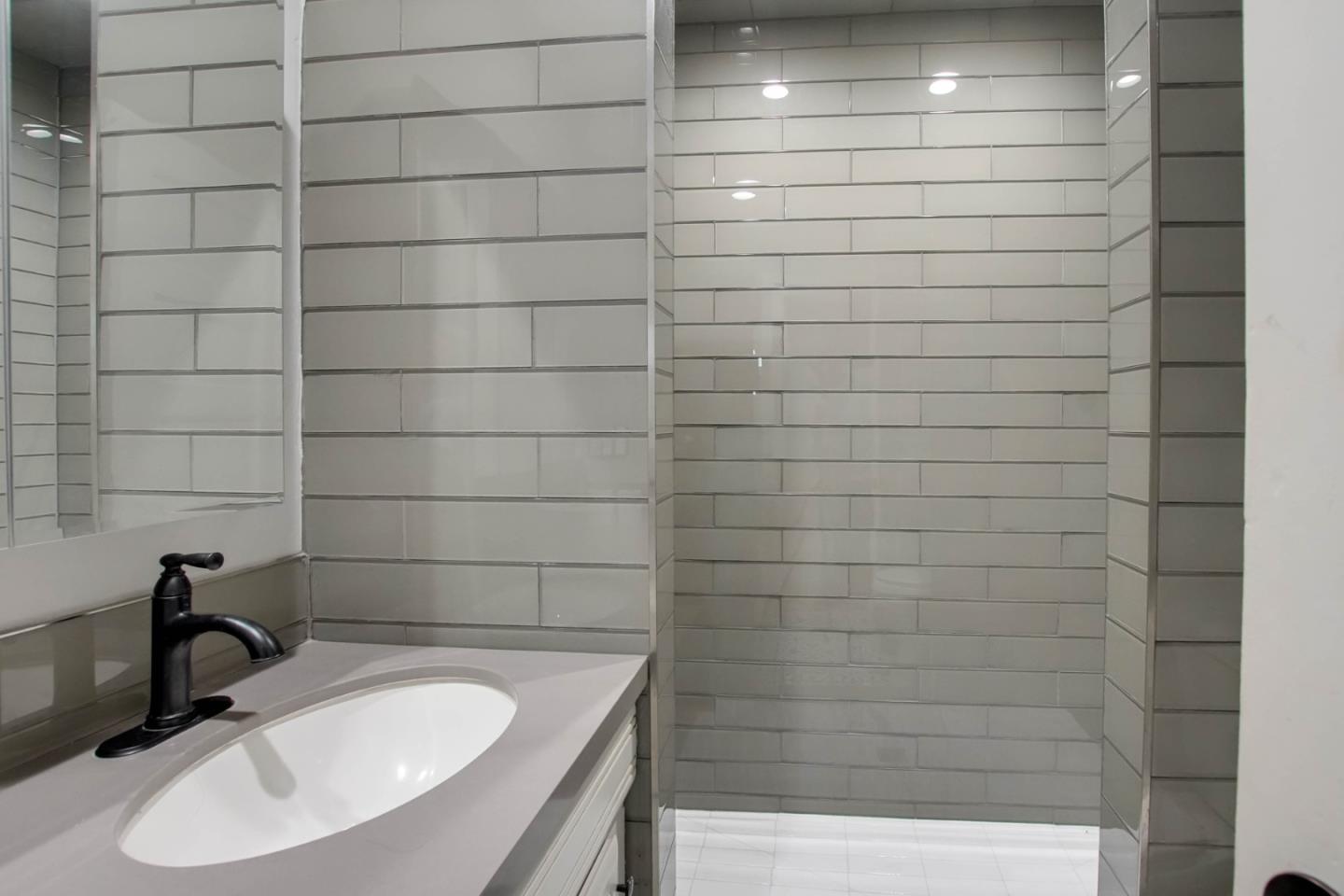 Detail Gallery Image 26 of 43 For 222 5th St #101,  Hollister,  CA 95023 - – Beds | – Baths