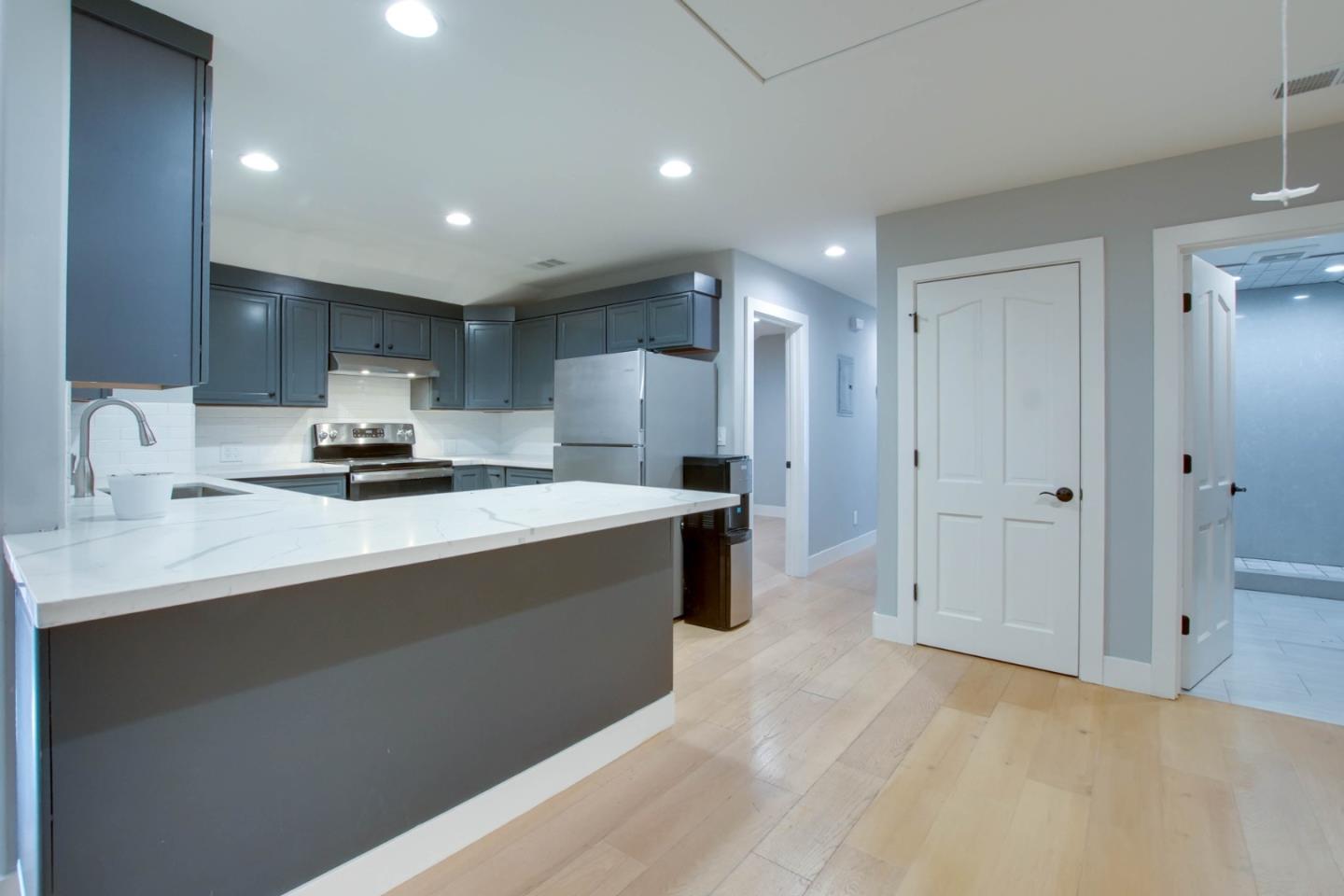 Detail Gallery Image 33 of 43 For 222 5th St #101,  Hollister,  CA 95023 - – Beds | – Baths