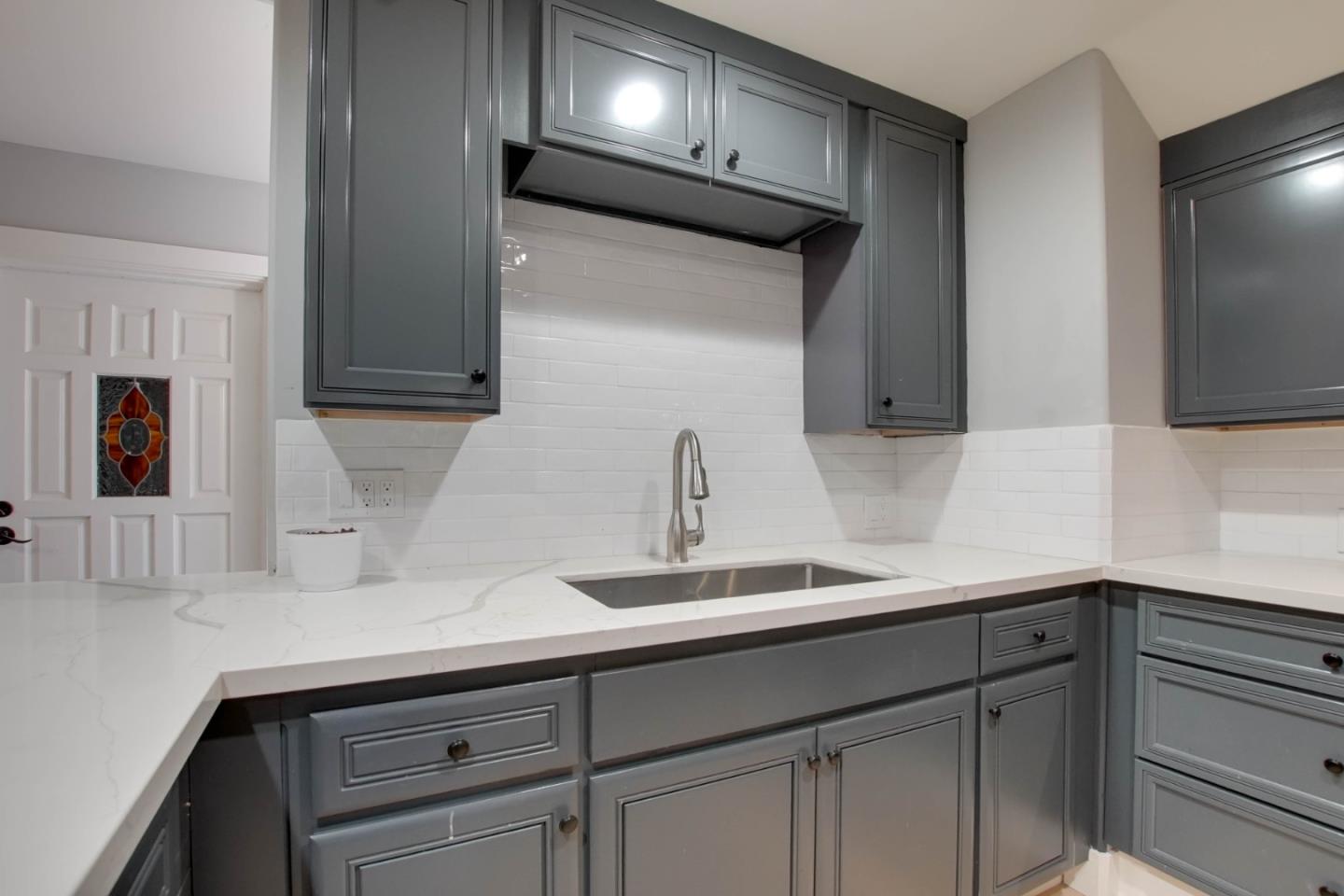 Detail Gallery Image 38 of 43 For 222 5th St #101,  Hollister,  CA 95023 - – Beds | – Baths