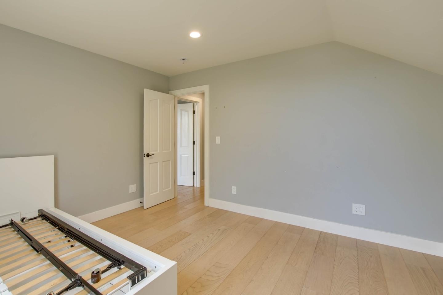 Detail Gallery Image 41 of 43 For 222 5th St #101,  Hollister,  CA 95023 - – Beds | – Baths