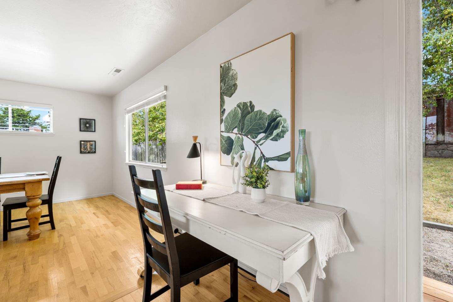 Detail Gallery Image 11 of 40 For 2074 Marsala Cir, Monterey,  CA 93940 - 4 Beds | 2 Baths