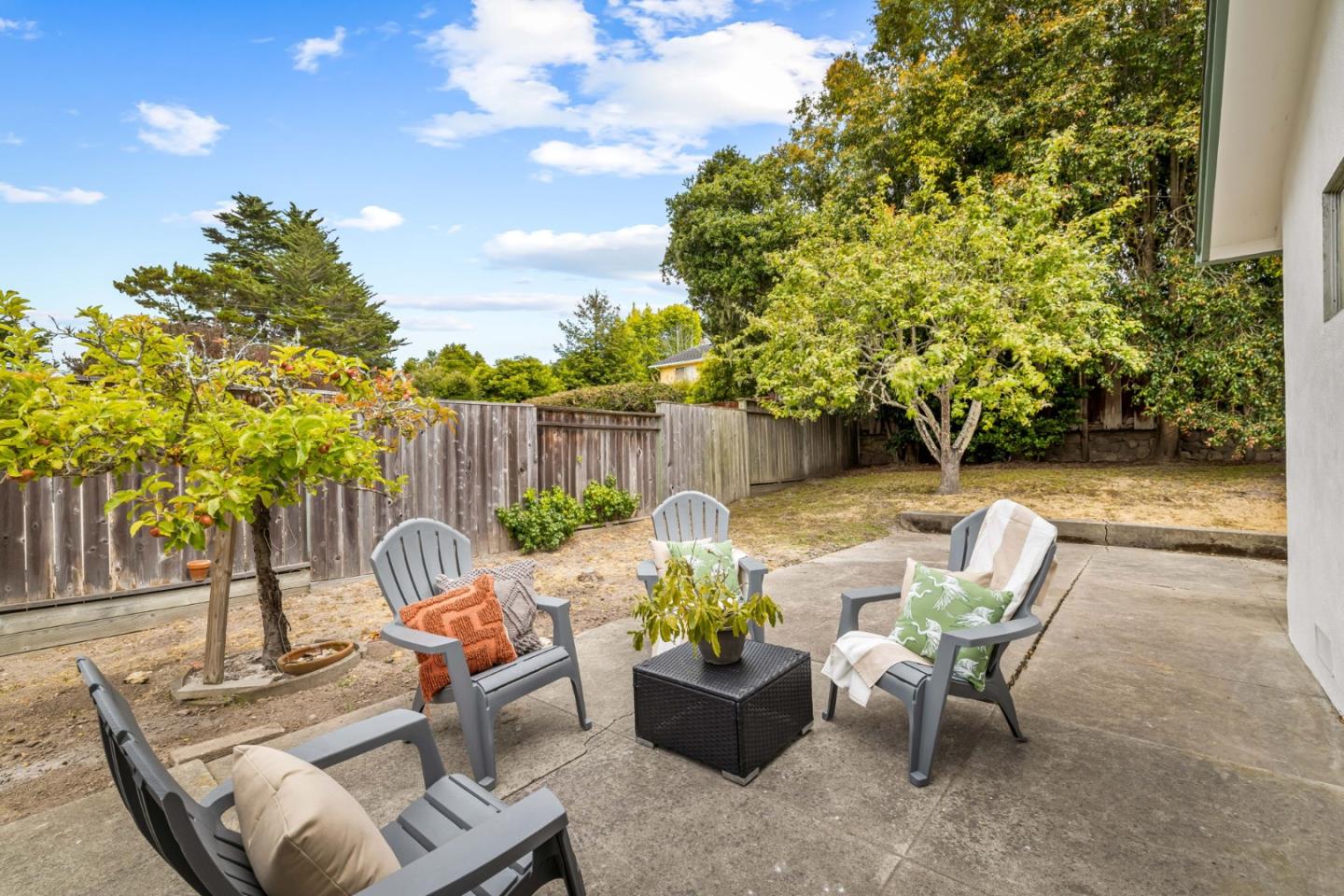 Detail Gallery Image 37 of 40 For 2074 Marsala Cir, Monterey,  CA 93940 - 4 Beds | 2 Baths