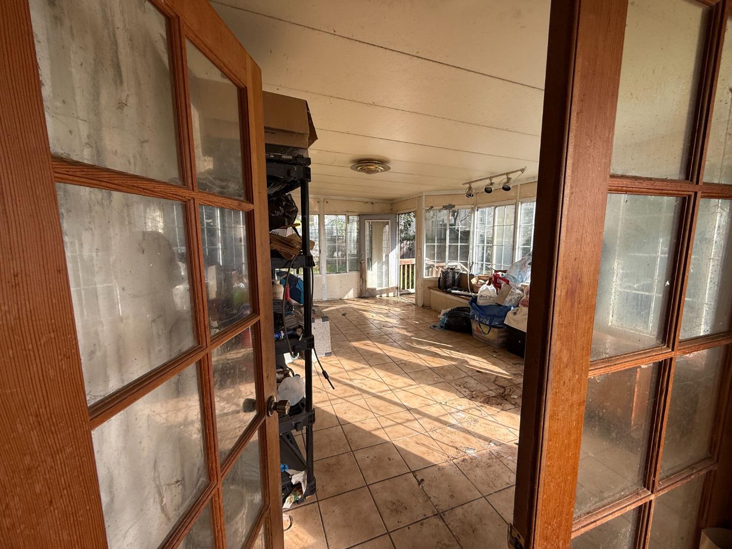 Detail Gallery Image 4 of 4 For 4621 Kaphan Ave, Oakland,  CA 94619 - 2 Beds | 1 Baths