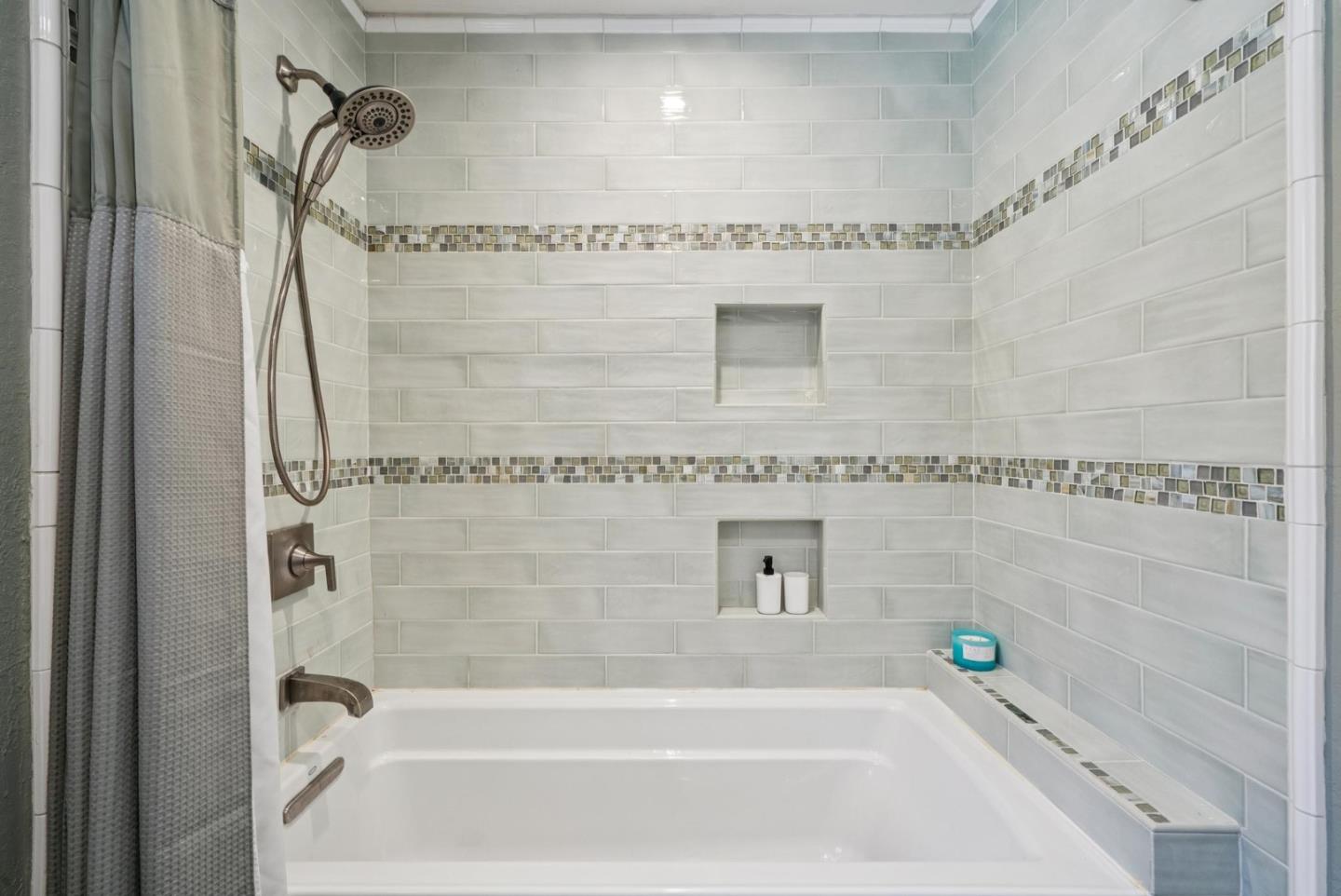 Detail Gallery Image 10 of 33 For 6886-6890 Rutherford Ave, San Jose,  CA 95129 - – Beds | – Baths