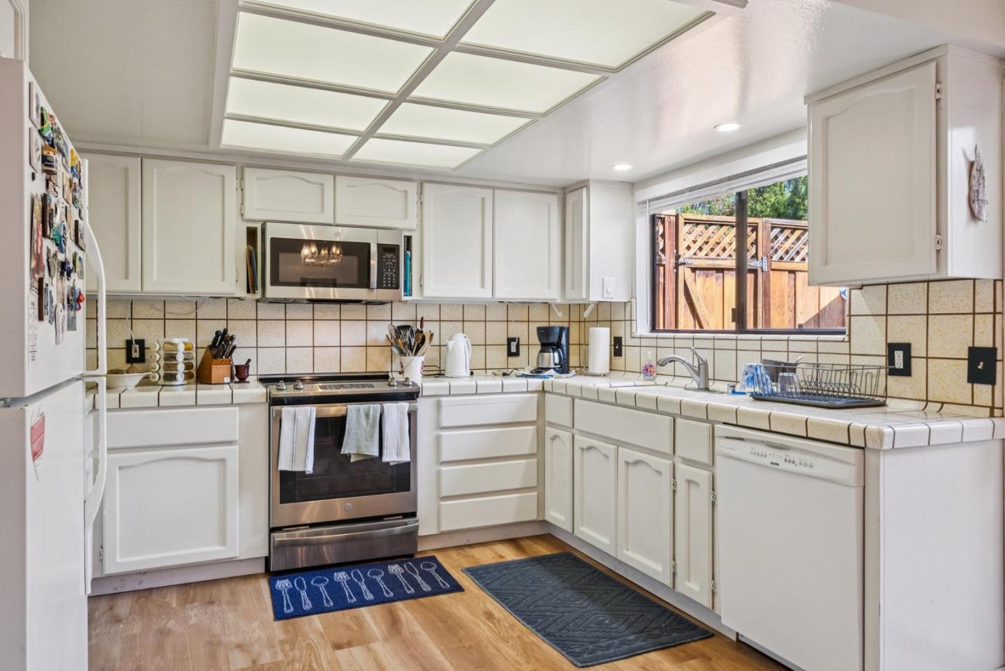 Detail Gallery Image 23 of 33 For 6886-6890 Rutherford Ave, San Jose,  CA 95129 - – Beds | – Baths