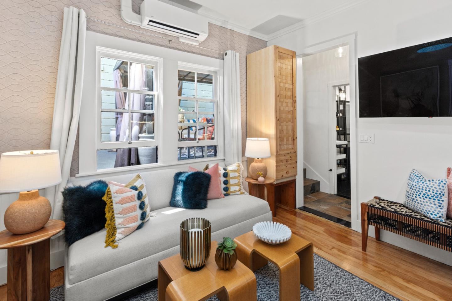 Detail Gallery Image 31 of 36 For 950 Noe St, San Francisco,  CA 94114 - – Beds | – Baths