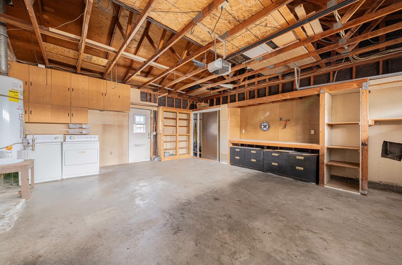 Detail Gallery Image 32 of 34 For 1676 Flores St, Seaside,  CA 93955 - 4 Beds | 2 Baths