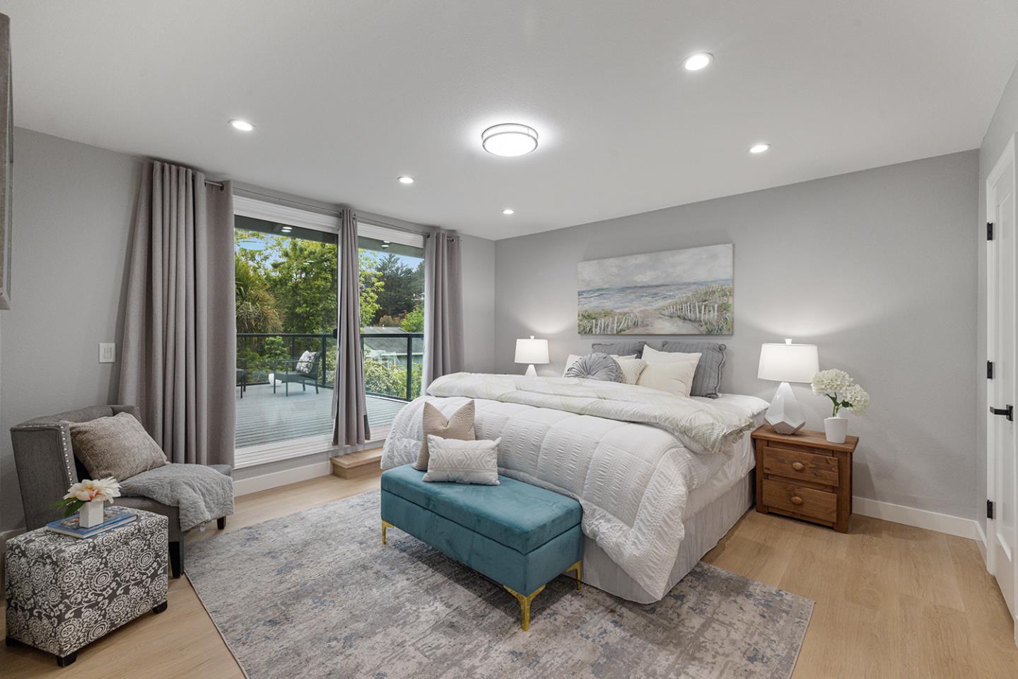 Detail Gallery Image 29 of 71 For 1001 Everglades Dr, Pacifica,  CA 94044 - 6 Beds | 3 Baths
