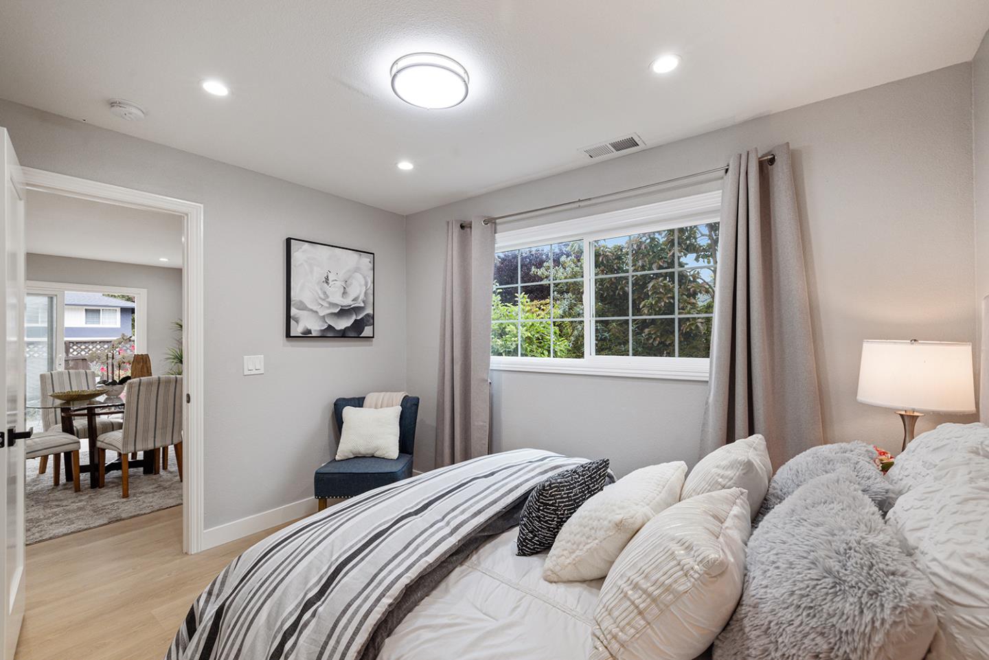 Detail Gallery Image 49 of 71 For 1001 Everglades Dr, Pacifica,  CA 94044 - 6 Beds | 3 Baths