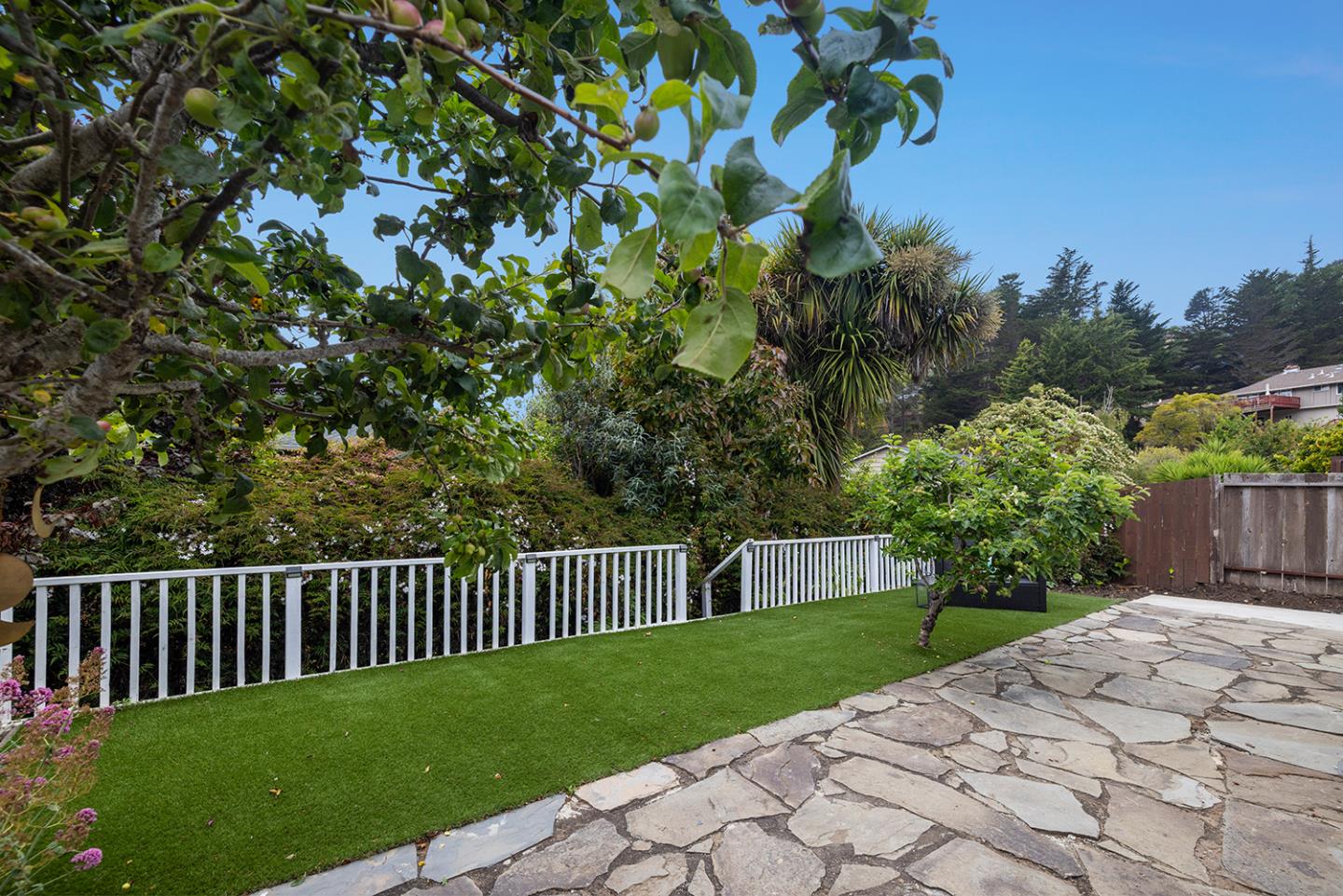 Detail Gallery Image 56 of 71 For 1001 Everglades Dr, Pacifica,  CA 94044 - 6 Beds | 3 Baths