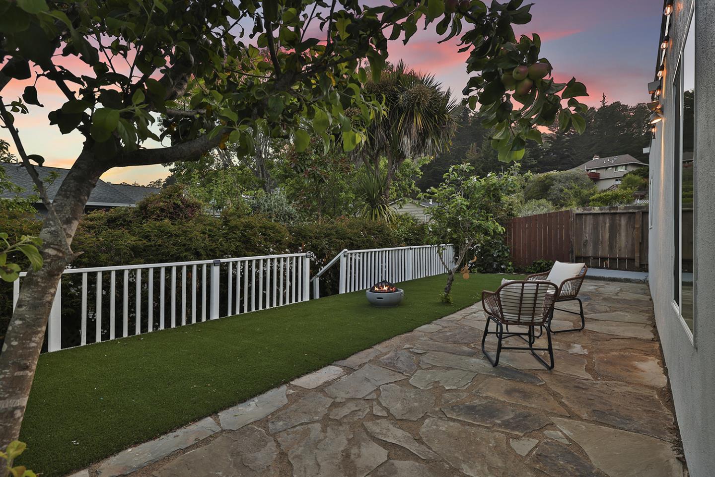 Detail Gallery Image 62 of 71 For 1001 Everglades Dr, Pacifica,  CA 94044 - 6 Beds | 3 Baths