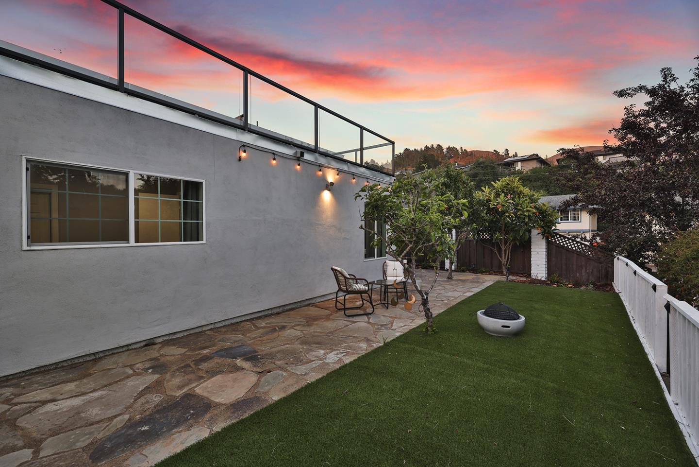 Detail Gallery Image 67 of 71 For 1001 Everglades Dr, Pacifica,  CA 94044 - 6 Beds | 3 Baths