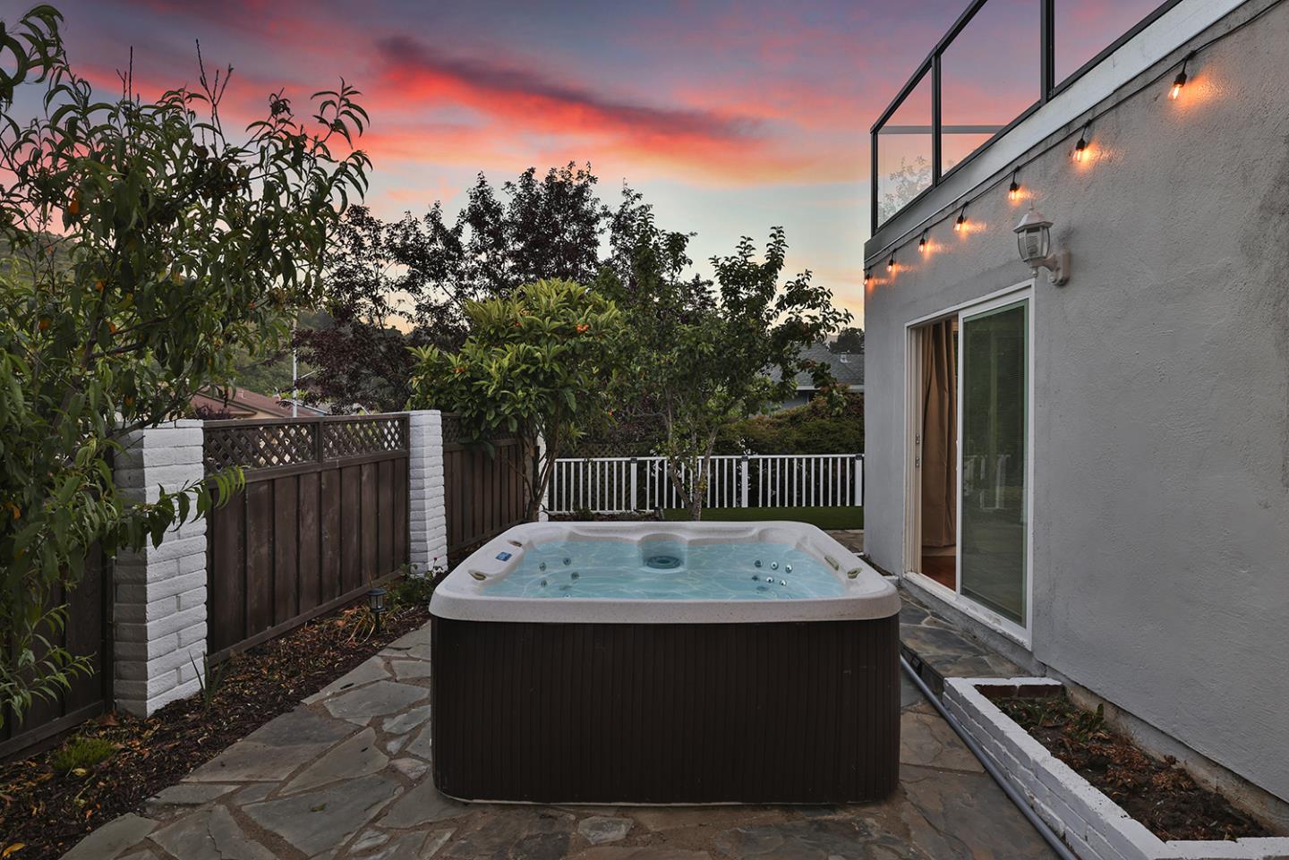 Detail Gallery Image 69 of 71 For 1001 Everglades Dr, Pacifica,  CA 94044 - 6 Beds | 3 Baths