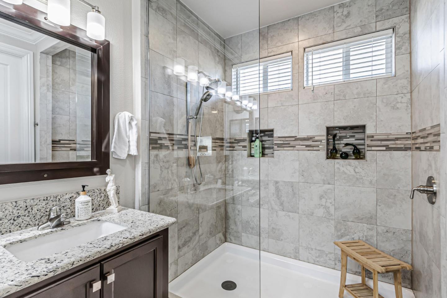 Detail Gallery Image 33 of 70 For 821 Villa Teresa Way #821,  San Jose,  CA 95123 - 3 Beds | 2 Baths