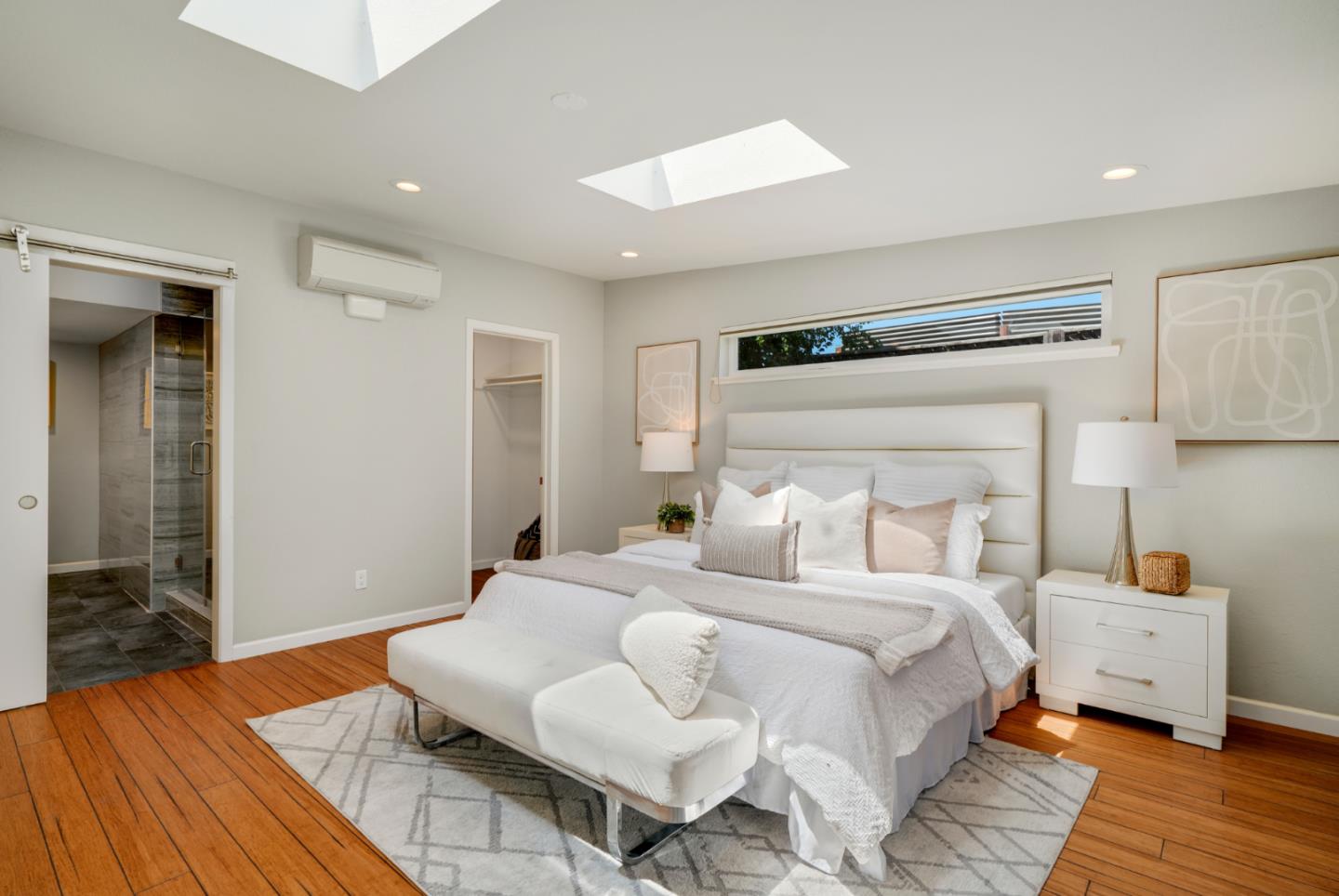 Detail Gallery Image 19 of 42 For 2238 Lincoln St, East Palo Alto,  CA 94303 - 4 Beds | 2/1 Baths