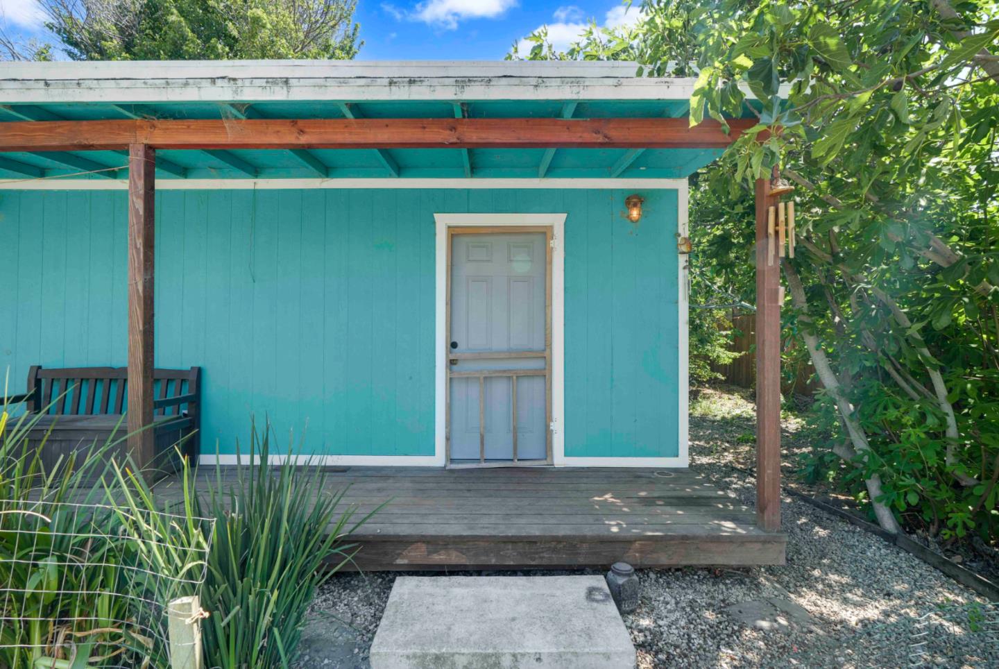 Detail Gallery Image 38 of 42 For 2238 Lincoln St, East Palo Alto,  CA 94303 - 4 Beds | 2/1 Baths