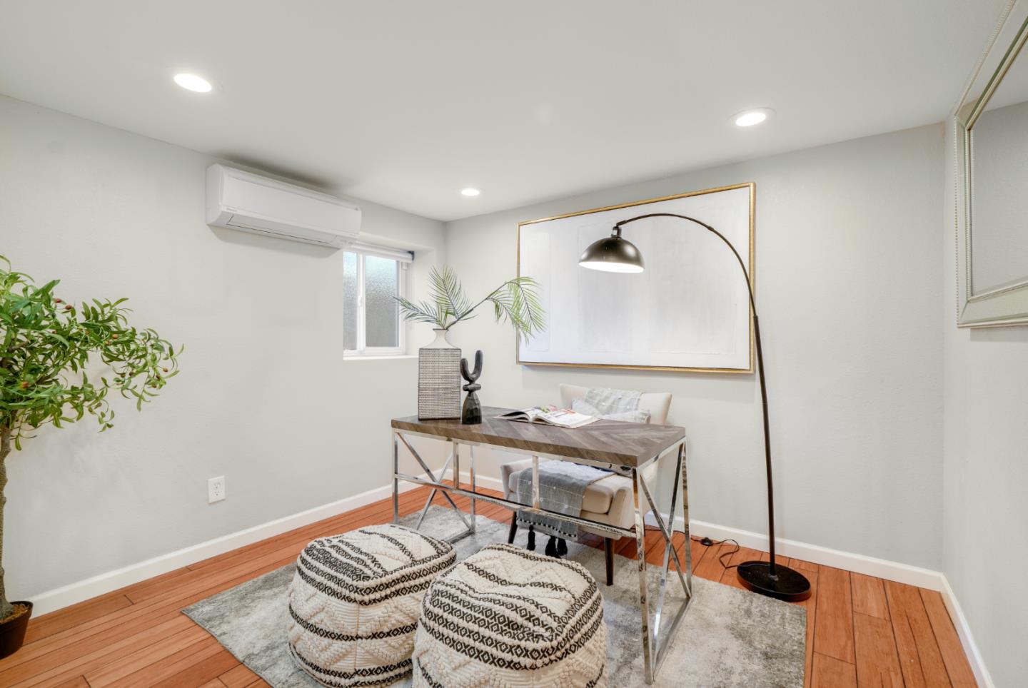 Detail Gallery Image 6 of 42 For 2238 Lincoln St, East Palo Alto,  CA 94303 - 4 Beds | 2/1 Baths