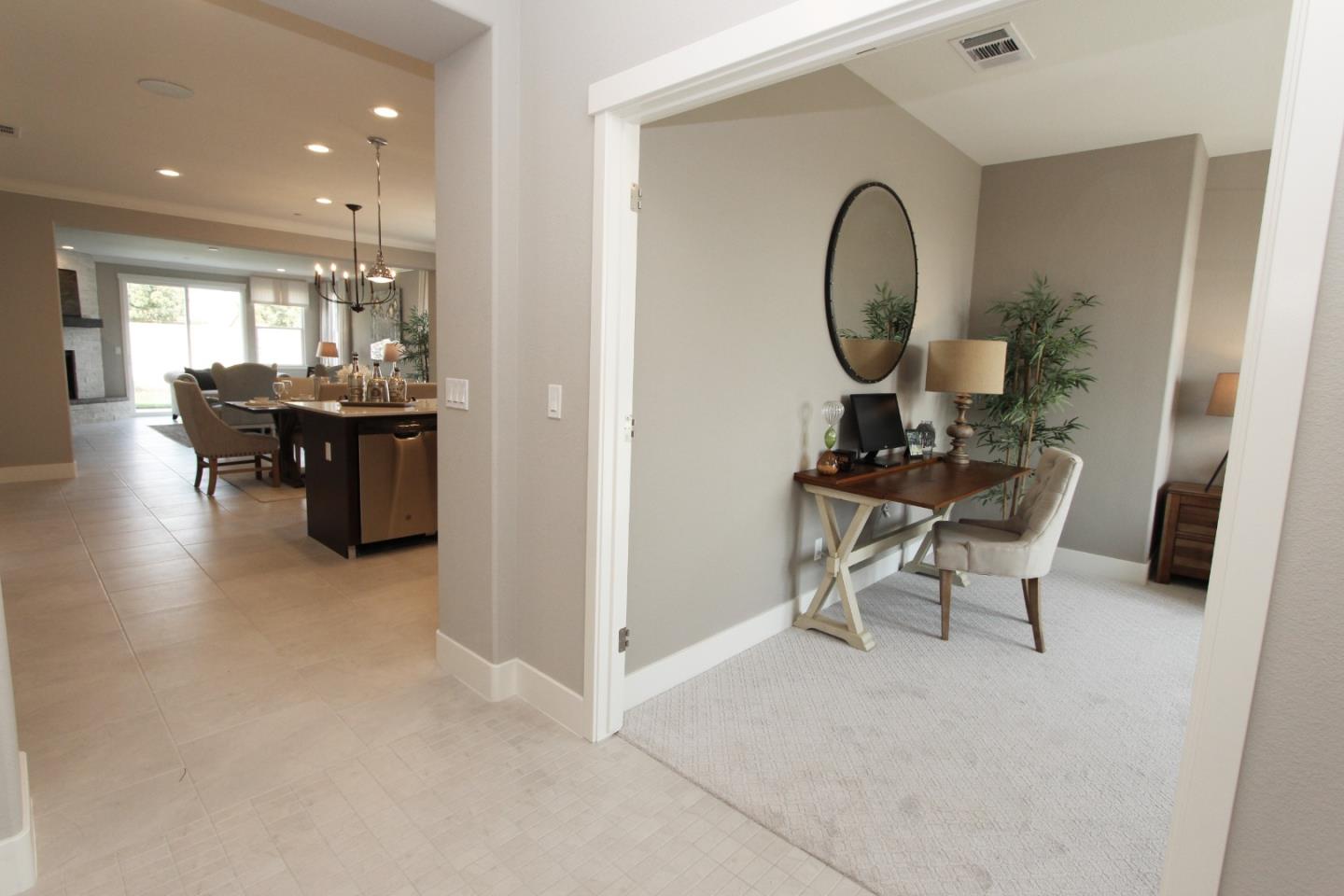 Detail Gallery Image 3 of 19 For 1212 Gypsum Dr #2-3,  Los Banos,  CA 93635 - 4 Beds | 2 Baths