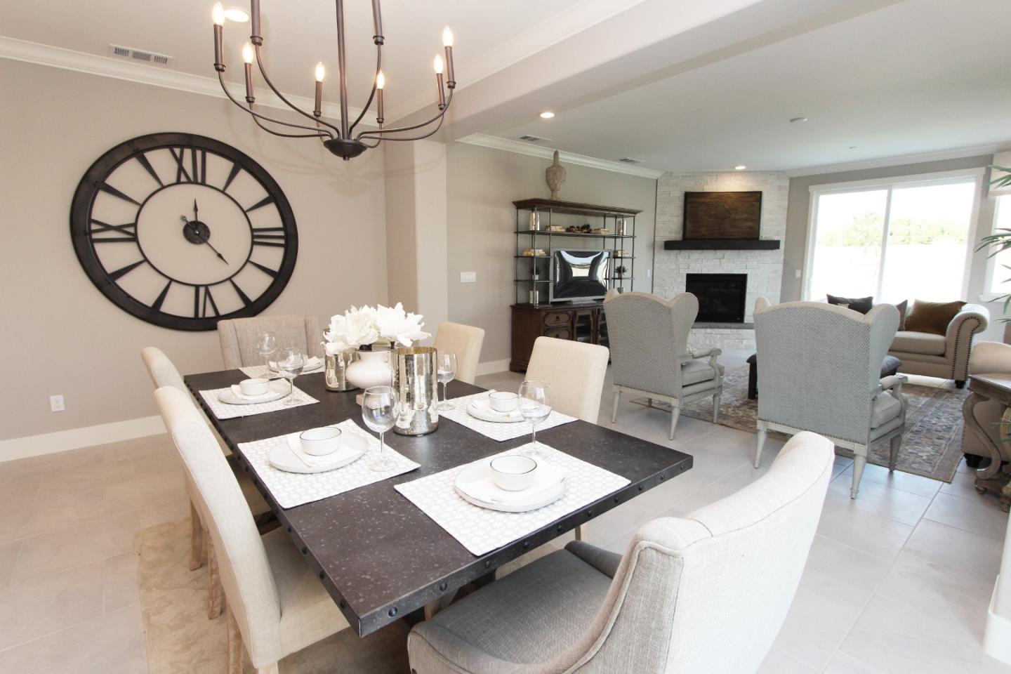 Detail Gallery Image 8 of 19 For 1212 Gypsum Dr #2-3,  Los Banos,  CA 93635 - 4 Beds | 2 Baths