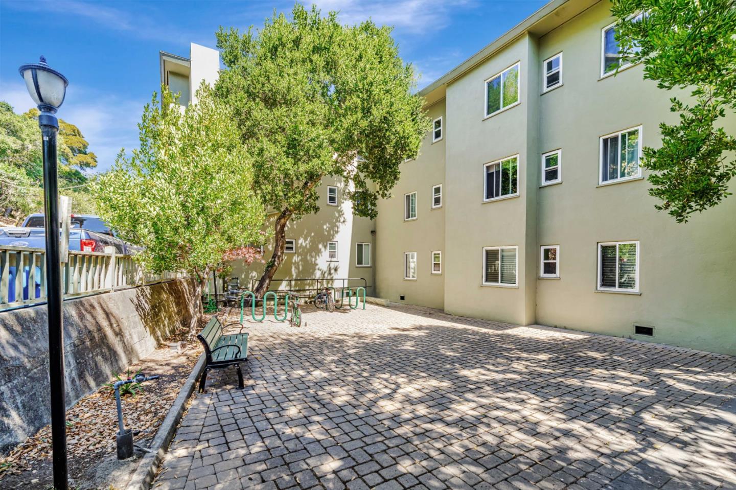 Detail Gallery Image 34 of 41 For 177 N El Camino Real #34,  San Mateo,  CA 94401 - 1 Beds | 1 Baths