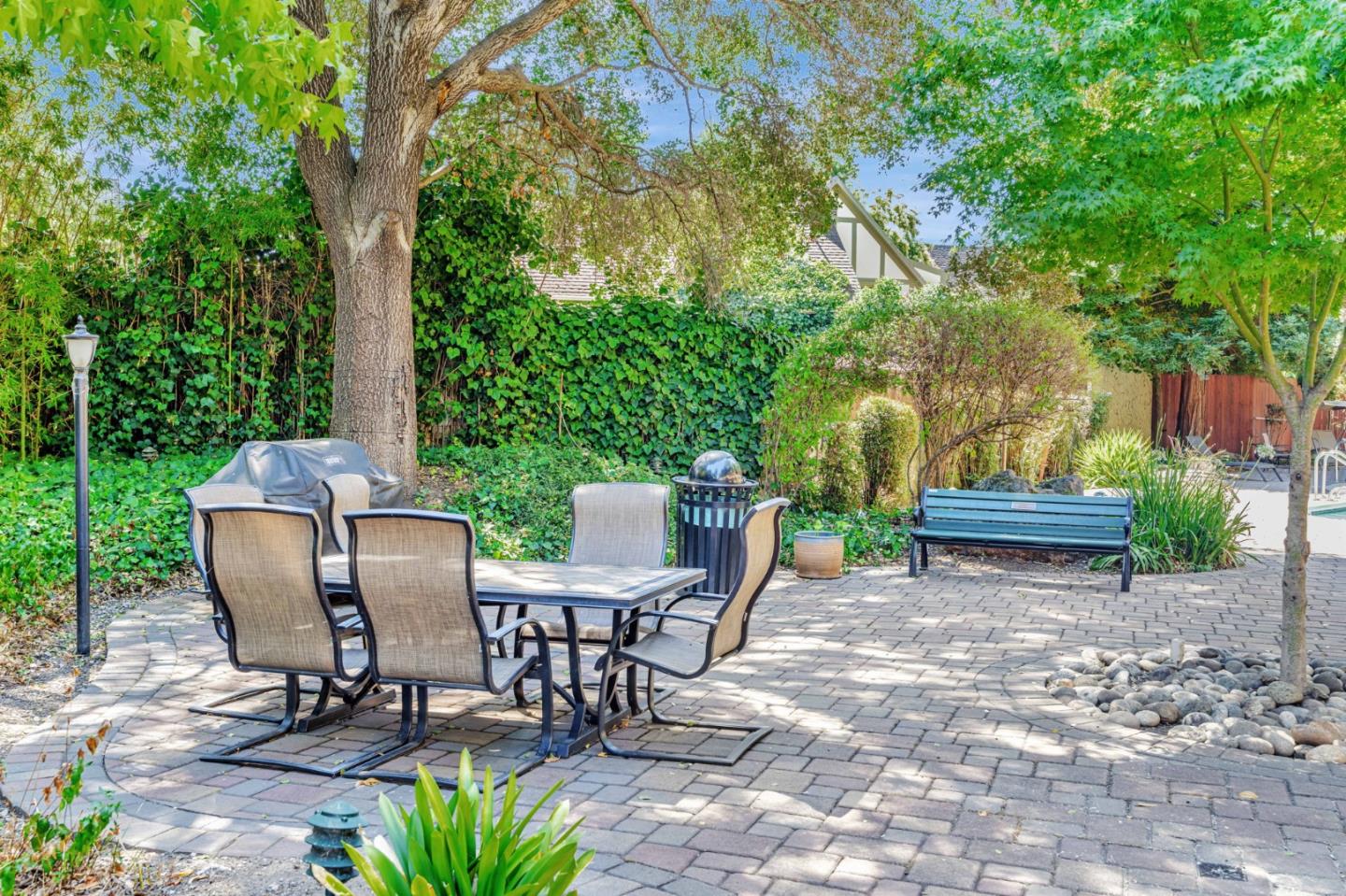 Detail Gallery Image 35 of 41 For 177 N El Camino Real #34,  San Mateo,  CA 94401 - 1 Beds | 1 Baths