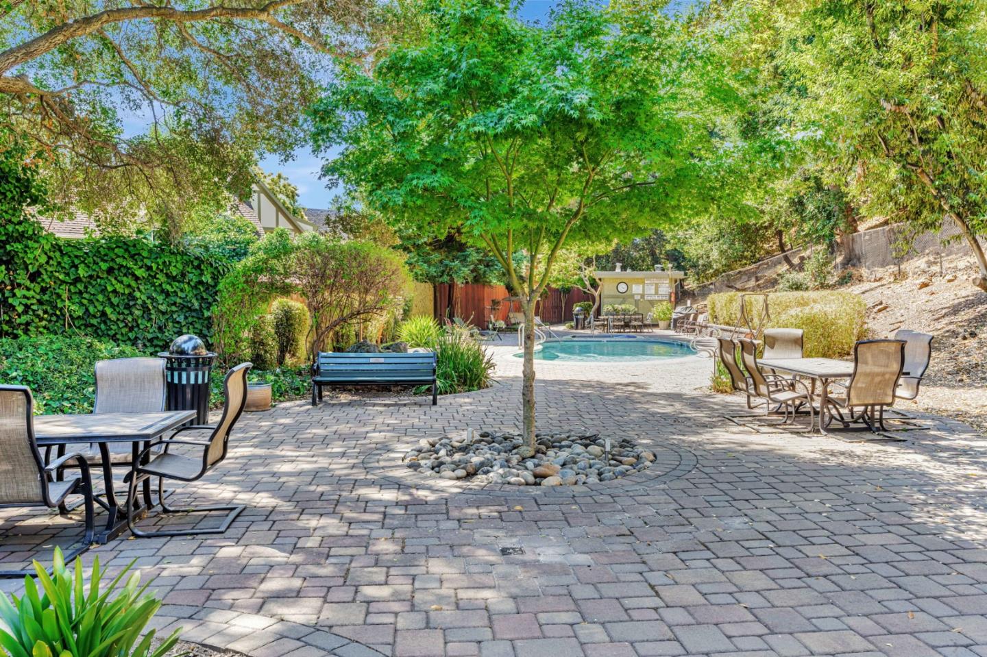 Detail Gallery Image 39 of 41 For 177 N El Camino Real #34,  San Mateo,  CA 94401 - 1 Beds | 1 Baths