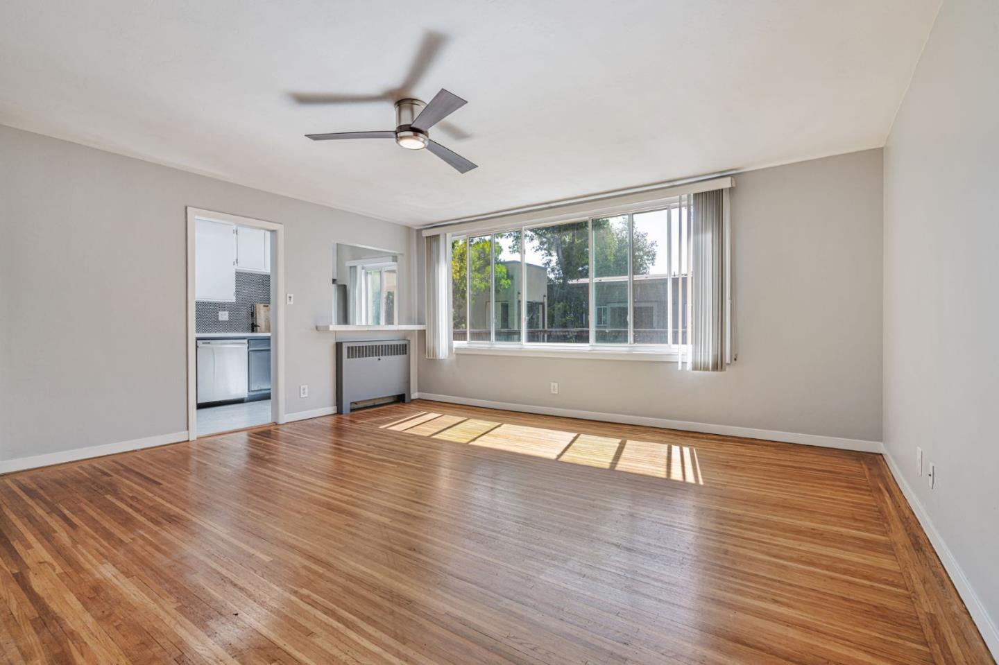 Detail Gallery Image 9 of 41 For 177 N El Camino Real #34,  San Mateo,  CA 94401 - 1 Beds | 1 Baths