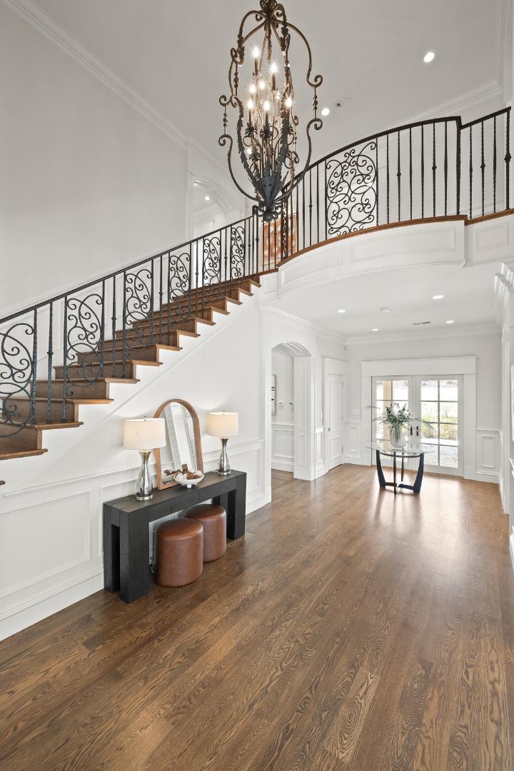 Detail Gallery Image 2 of 23 For 414 Pinehill Rd, Hillsborough,  CA 94010 - 5 Beds | 4/2 Baths
