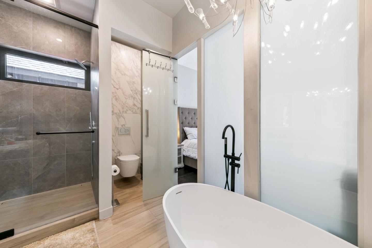 Detail Gallery Image 21 of 26 For 1169 Stockton Ave, South Lake Tahoe,  CA 96150 - 3 Beds | 2 Baths
