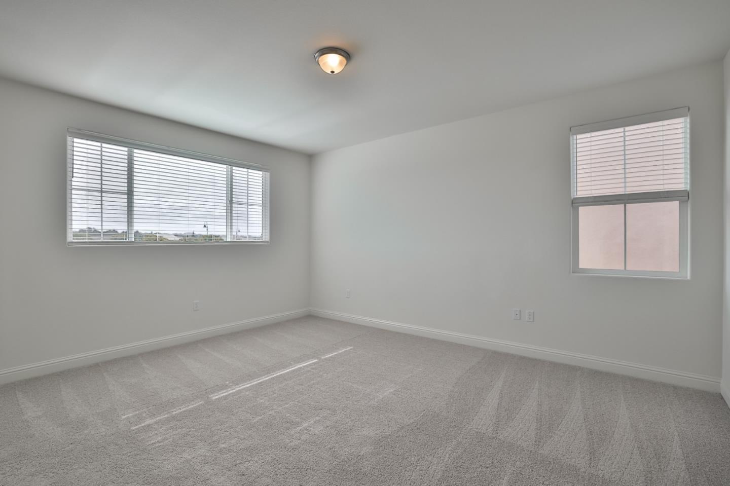 Detail Gallery Image 20 of 26 For 592 Santa Lucia Way, Marina,  CA 93933 - 3 Beds | 2/1 Baths