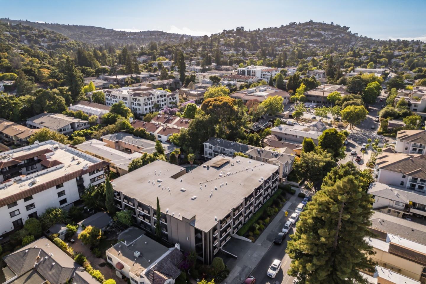Detail Gallery Image 32 of 32 For 728 Elm St #205,  San Carlos,  CA 94070 - 2 Beds | 2 Baths
