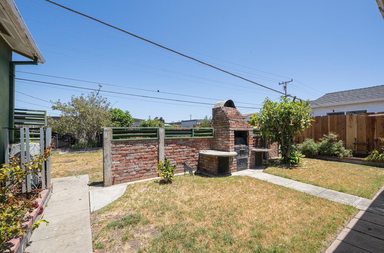 Detail Gallery Image 15 of 25 For 824 Fairfax Dr, Salinas,  CA 93901 - 3 Beds | 1 Baths