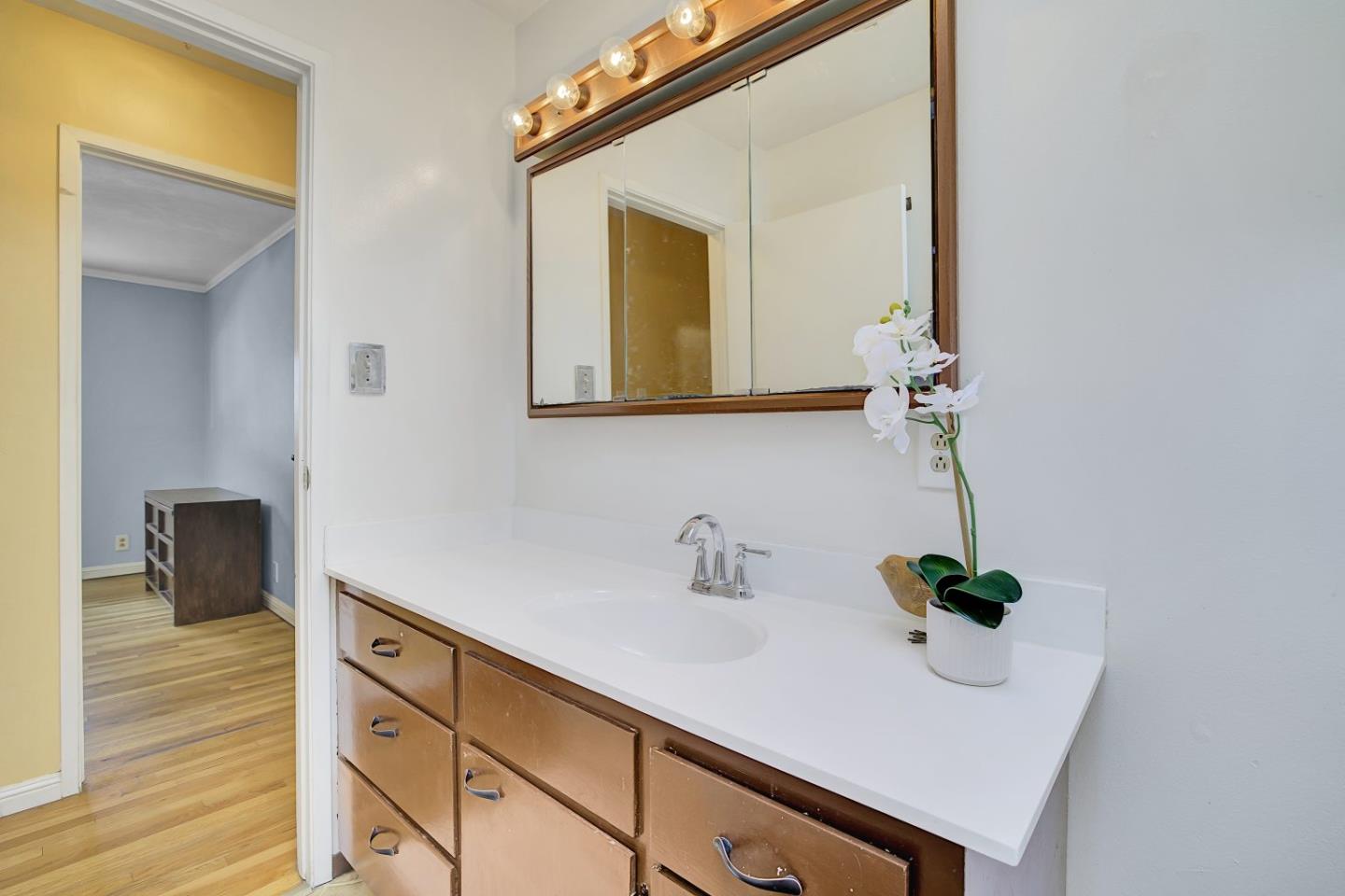 Detail Gallery Image 22 of 32 For 2715 Millbrae Way, San Jose,  CA 95121 - 3 Beds | 2 Baths