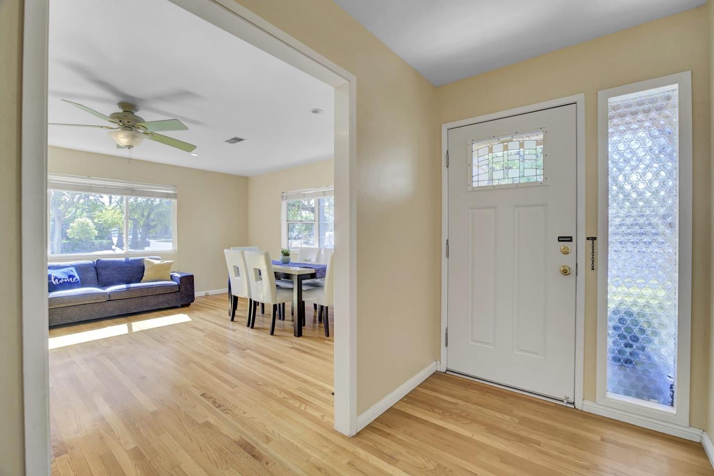 Detail Gallery Image 4 of 32 For 2715 Millbrae Way, San Jose,  CA 95121 - 3 Beds | 2 Baths