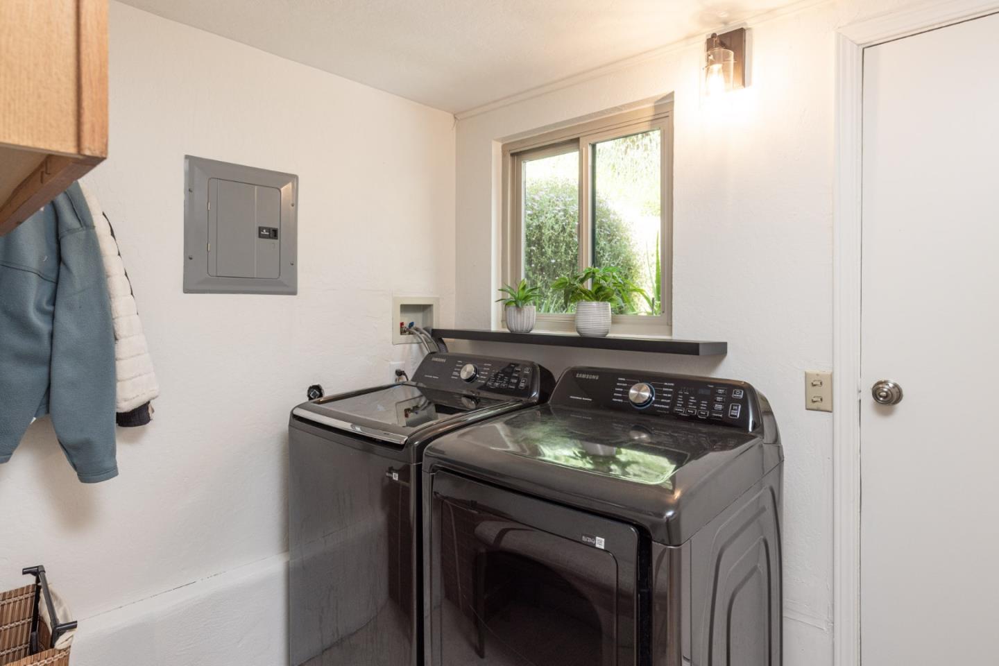 Detail Gallery Image 21 of 31 For 55 Paso Cresta, Carmel Valley,  CA 93924 - 3 Beds | 2 Baths