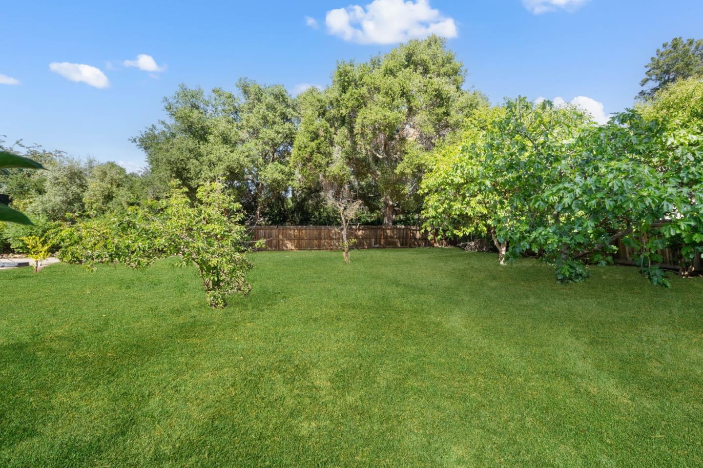 Detail Gallery Image 10 of 13 For 980-B Lundy Ln, Los Altos,  CA 94024 - – Beds | – Baths
