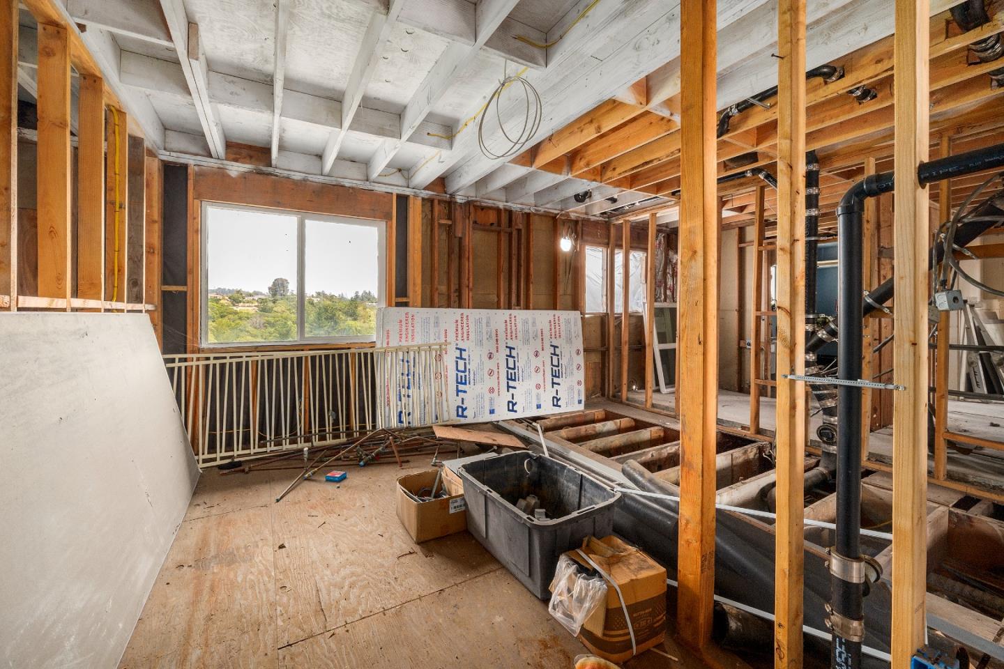 Detail Gallery Image 13 of 37 For 546 Cuesta Dr, Aptos,  CA 95003 - 4 Beds | 3/2 Baths