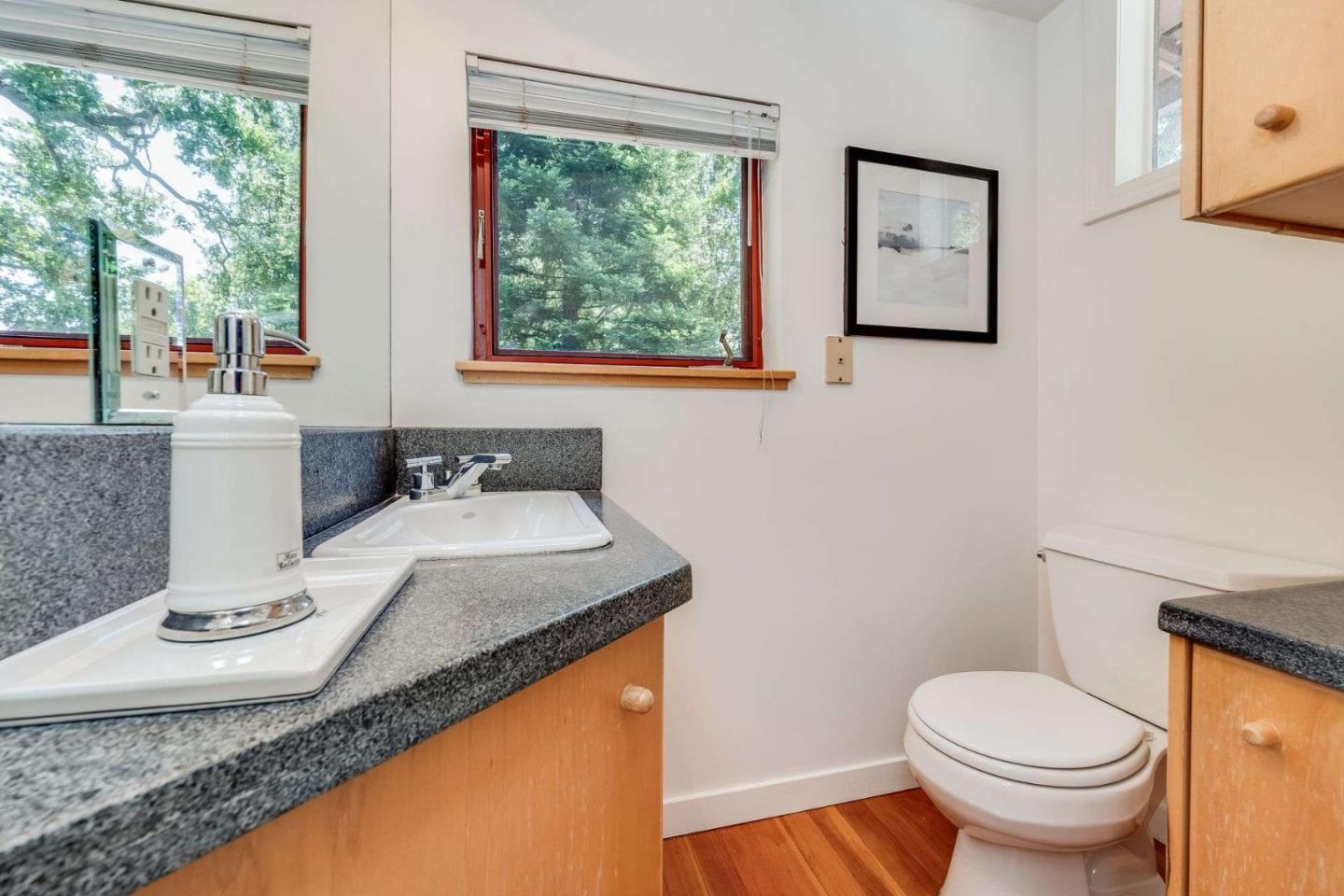 Detail Gallery Image 4 of 41 For 2513 Alpine Rd, Menlo Park,  CA 94025 - – Beds | – Baths
