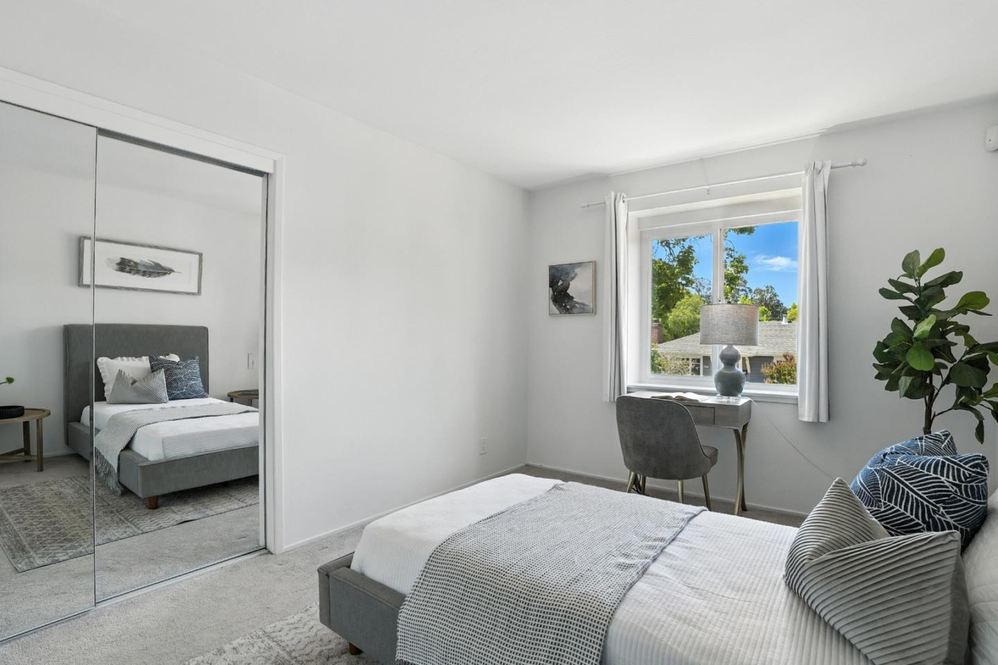 Detail Gallery Image 15 of 62 For 946 Laguna Ave, Burlingame,  CA 94010 - – Beds | – Baths